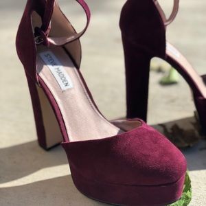 Steve Madden Platform Heels- Size 7.5